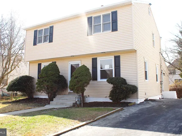 307 Park Cir, Norwood, PA 19074