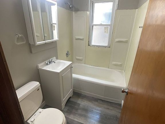 3rd image of 3216 N Achilles St