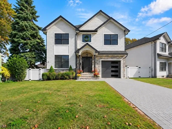 49 Claverack Rd, Clifton City, NJ 07013