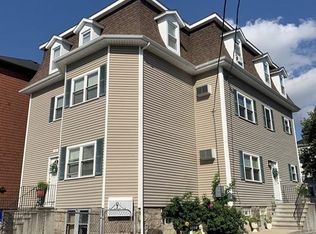122 Tuttle St, Fall River, MA 02724