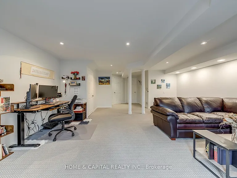 2287 Kingfisher Ct — Photo 43