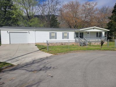 8403 Summers Park Ln, Soddy Daisy, TN, 37379