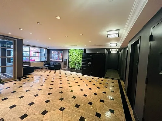 Rented by Lalezarian Properties | media 6