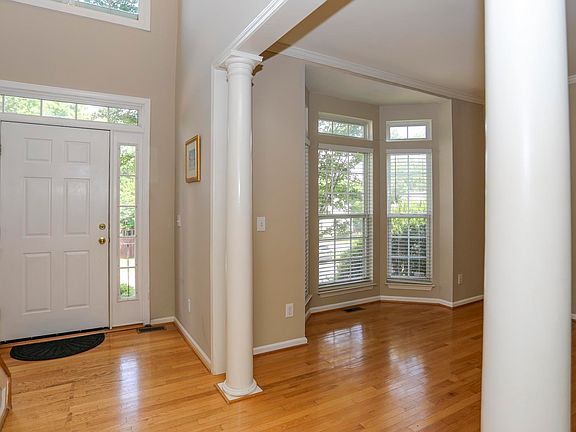 4th image of 104 Belmont Stakes Way