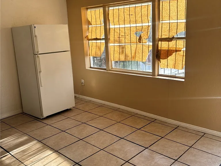1118 Laurel Ave #1 — Photo 1
