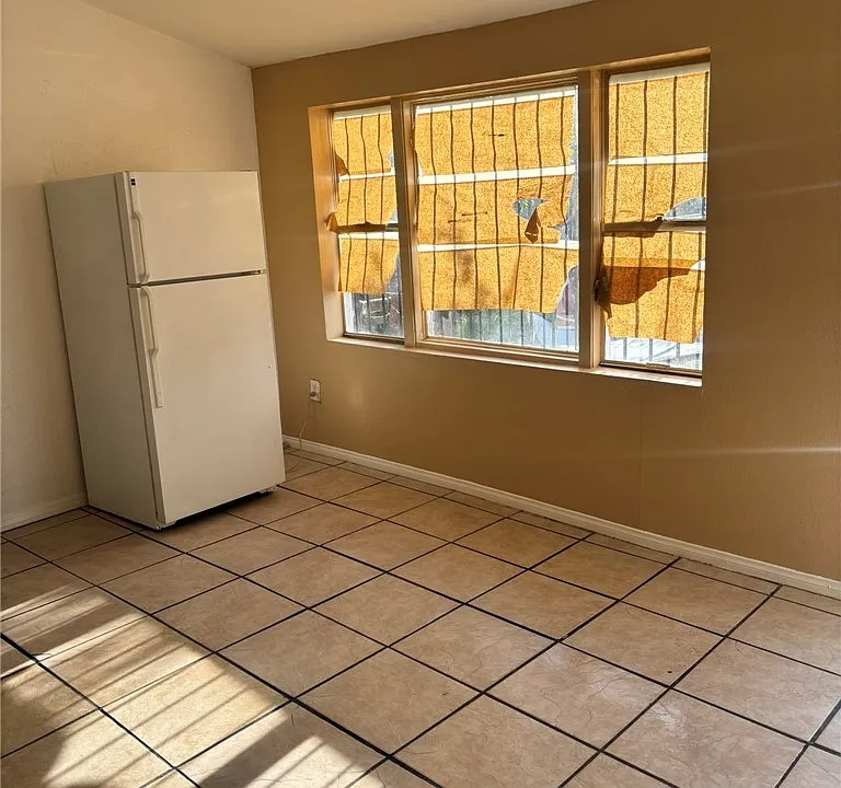1118 Laurel Ave #1