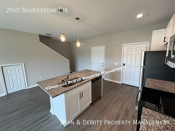 5th image of 2040 Silverstone Cir