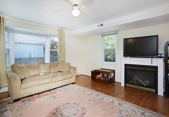 2nd image of 29 Westford St