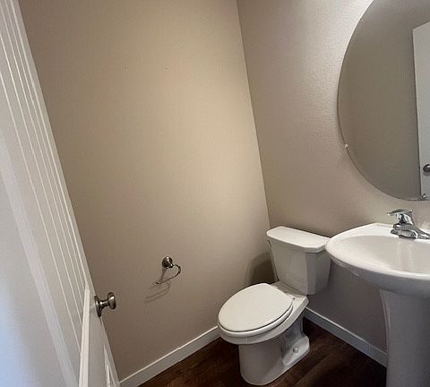 3rd image of 5711 NE 60th St
