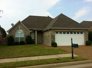 7078 S Beringer Dr, Cordova, TN 38018