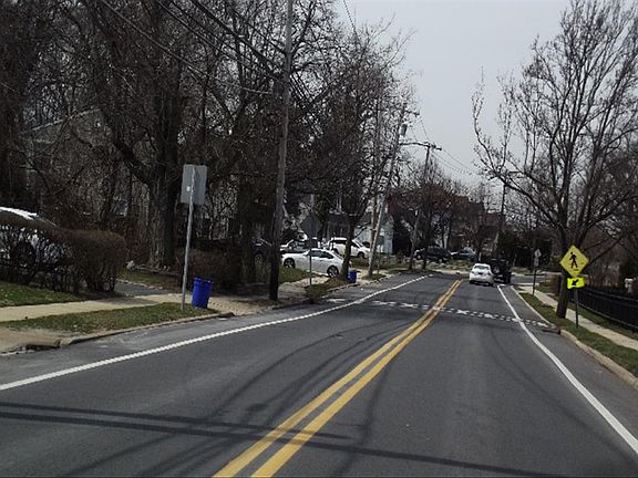 4th image of 57 Oak St