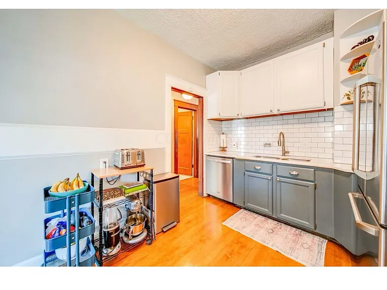 299 E Woodrow Ave — Photo 13
