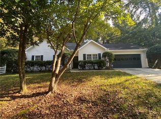 2055 Red Rose Ln, Loganville, GA 30052