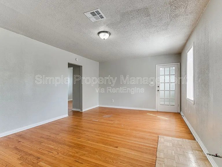1841 N Gatewood Ave — Photo 8