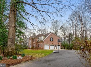 6620 Horseshoe Trl, Clifton, VA 20124