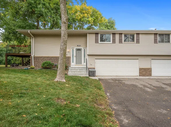 1304 Kolstad Ln, Eagan, MN 55123