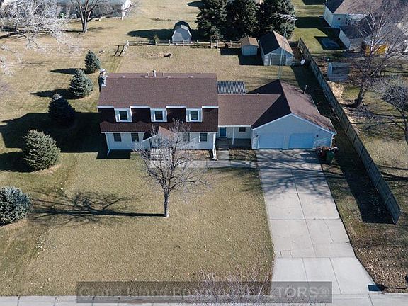 2nd image of 937 N 3rd St