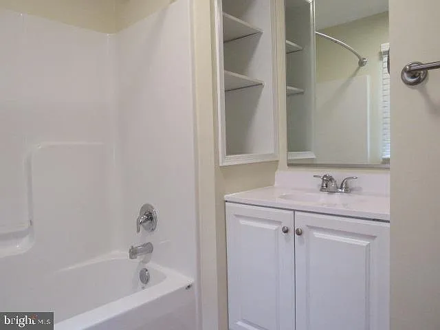 252 Polk St — Photo 10