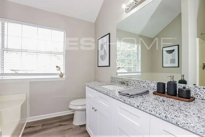 2264 Creekview Trl — Photo 11