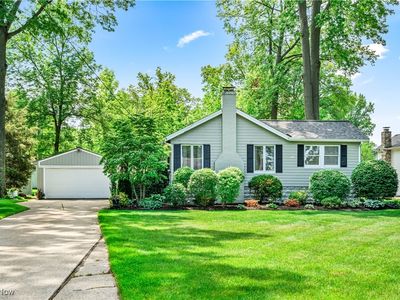 33311 Lake Rd, Avon Lake, OH, 44012