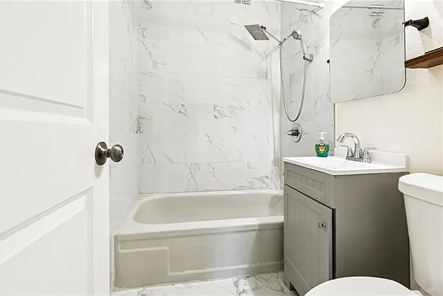 5068 Lyons Ct — Photo 8