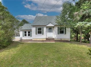 33901 Eddy Rd, Willoughby Hills, OH 44094