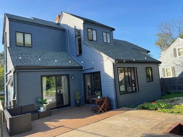 137 W Shore Dr, Marblehead, MA 01945