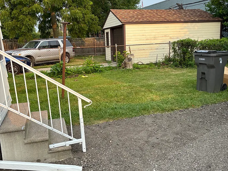 21325 Sharkey St — Photo 3