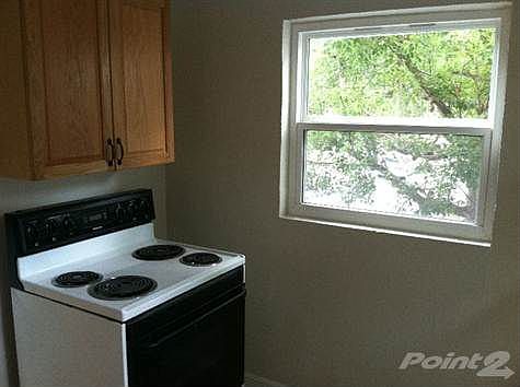 4th image of 110 Lake Ave