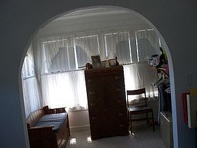 5th image of 113 S Livingston St