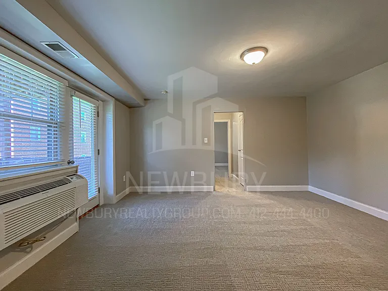 Aspen Court Apartments — Photo 14