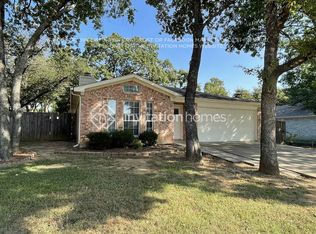 1200 Cardinal Oaks Dr, Mansfield, TX 76063