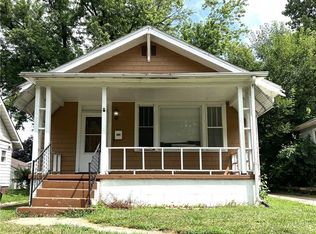 1174 W King St, Decatur, IL 62522