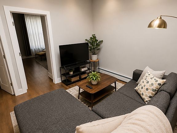 4th image of 45 Weirfield St #2