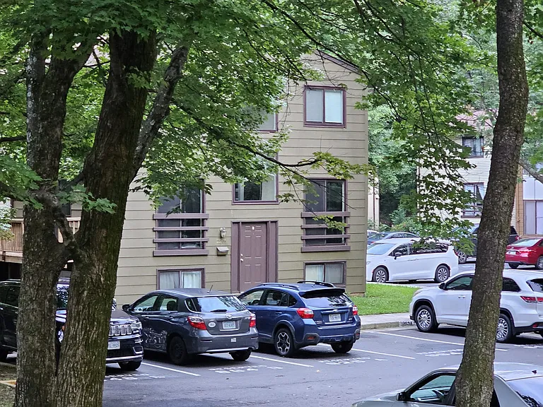 2201 Lofty Heights Pl — Photo 2