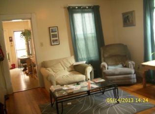 124 Chestnut St #1, Waltham, MA 02453