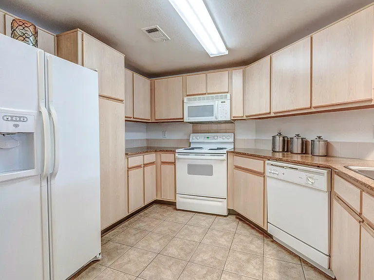 6030 Winsome Ln — Photo 12