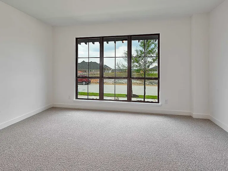2124 Eastleigh Dr — Photo 17