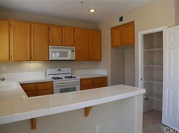 3rd image of 5804 Birkdale Ln