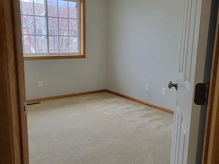 3512 Sterling Heights Dr #I — Photo 16