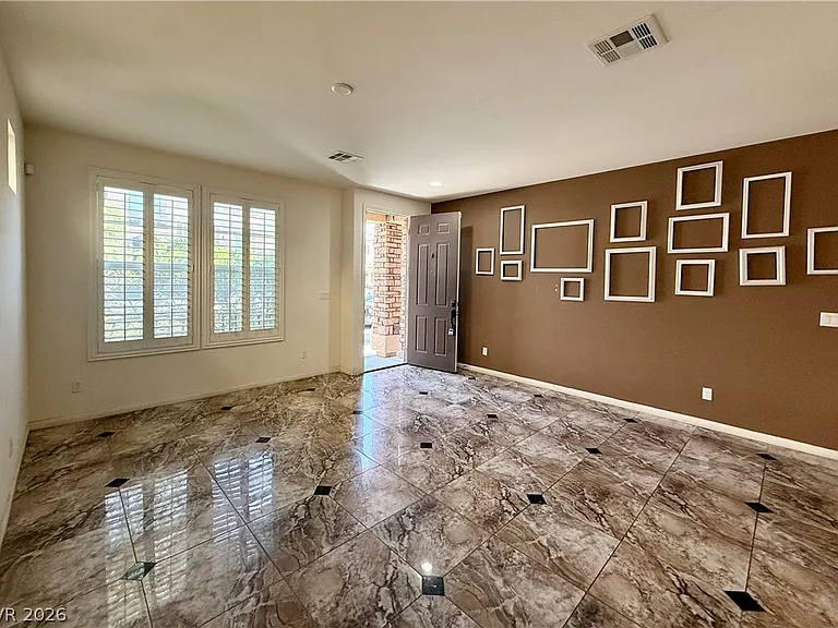 6459 Parrot Ridge Ct — Photo 5