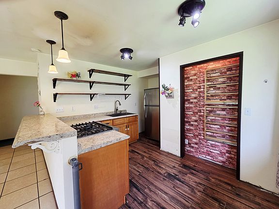 2nd image of 485 Waianuenue Ave APT 117