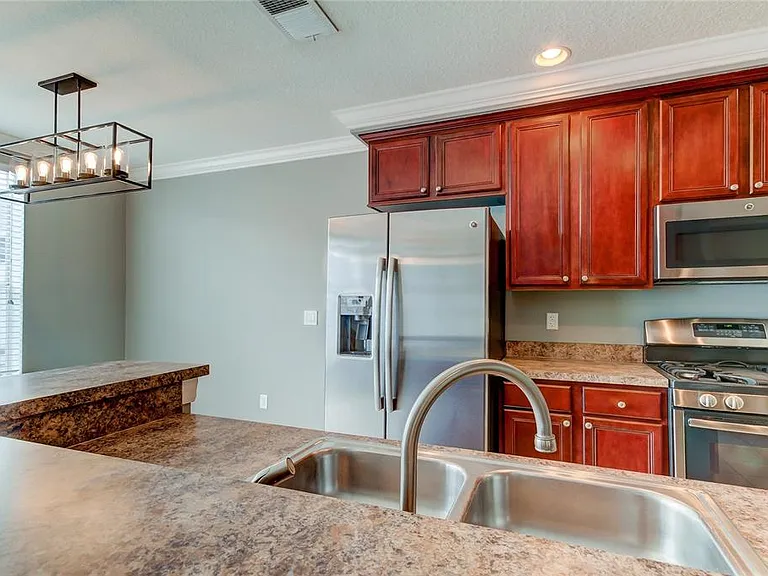 10003 Bradwell Pl — Photo 13