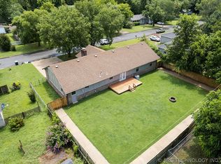 902 S Mission Ave, Tahlequah, OK 74464