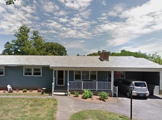18 Old South Cove Rd, Old Saybrook, CT 06475