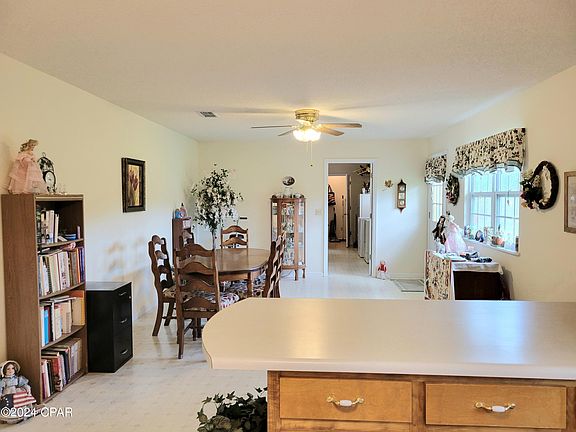 4th image of 4786 Sheffield Dr