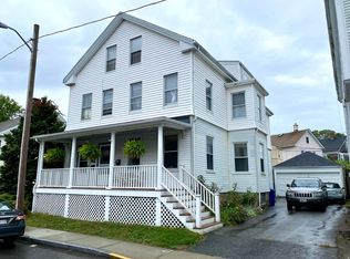 7 Pleasant St #3, Newport, RI 02840