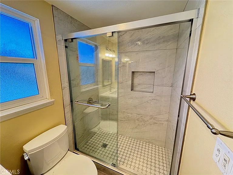 20409 Tufts Cir — Photo 24
