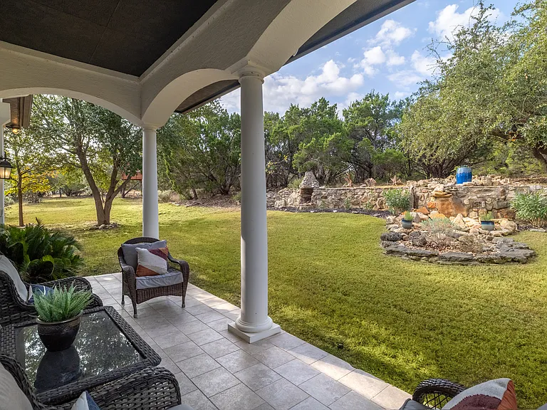 1128 Thurman Bluff Dr — Photo 39