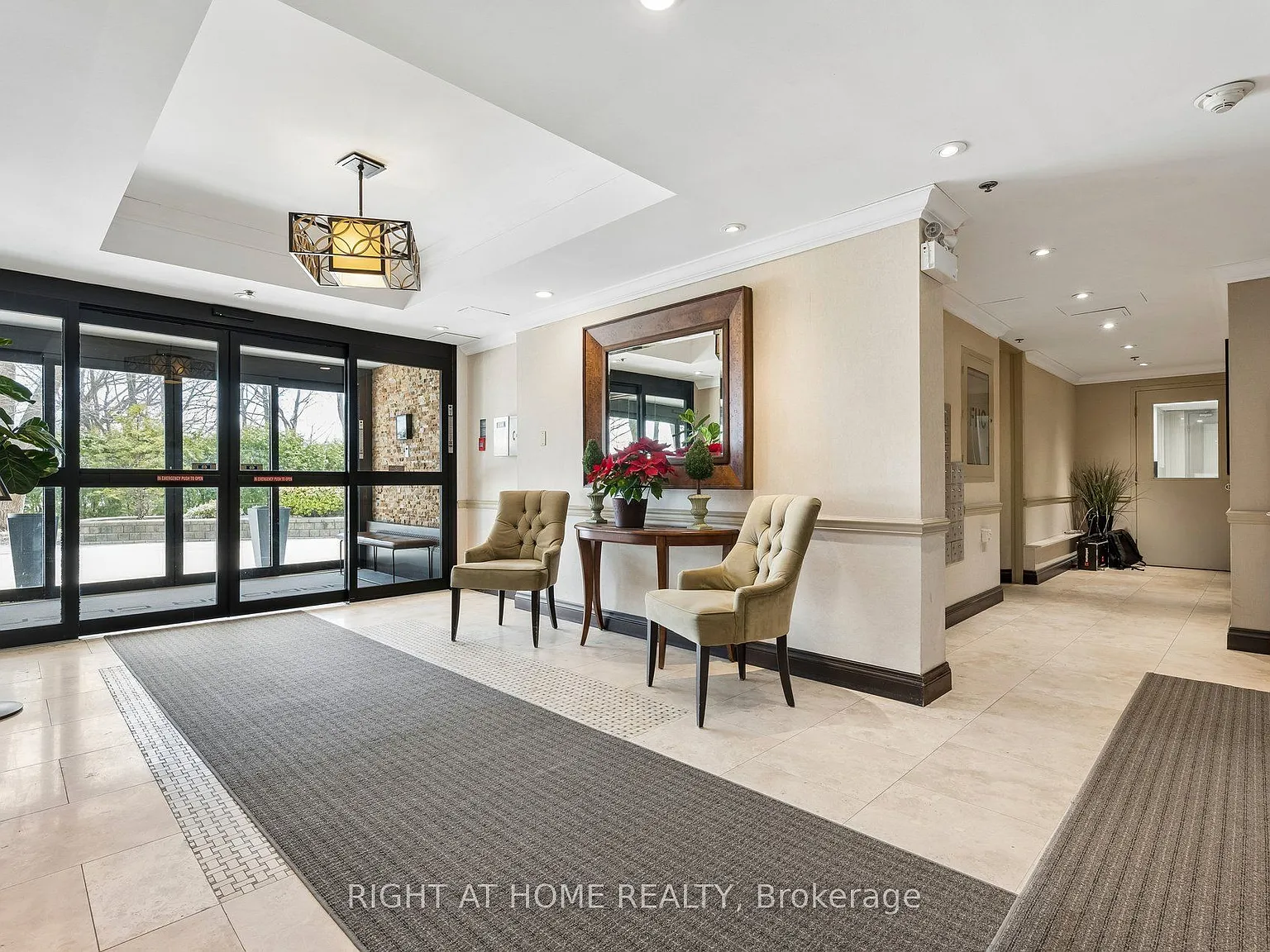 2 bed, $2,300 — Photo 4